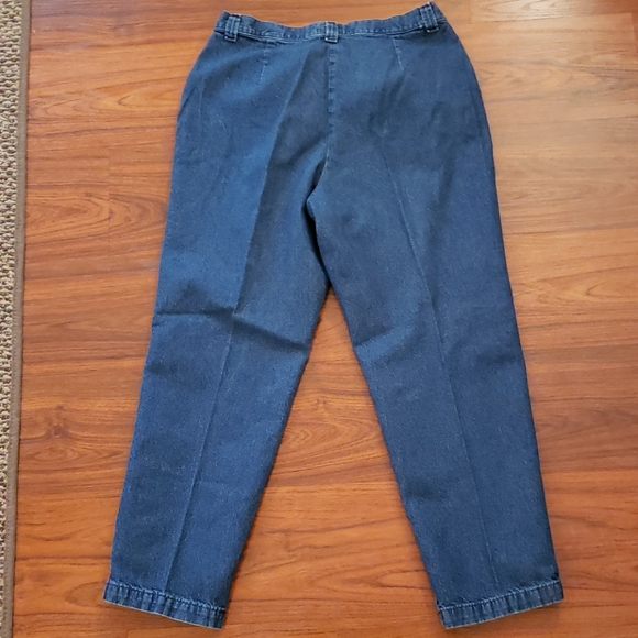 Lee casuals - Picture 2 of 3